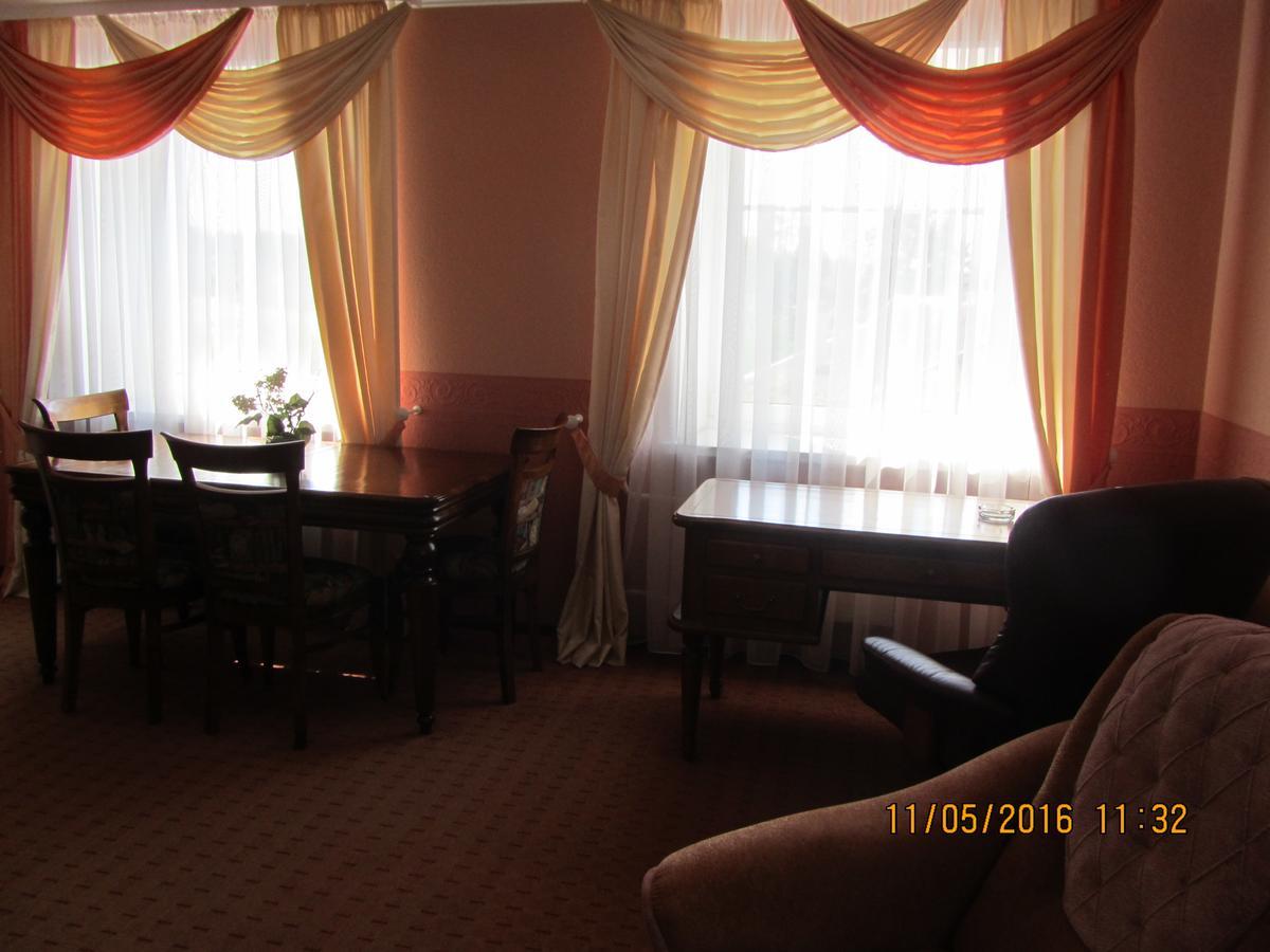 Hotel Berezka Waukawysk Exterior foto